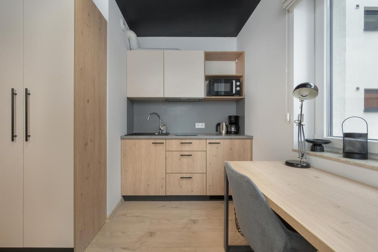 Trendy Studios With Home Office Near Wroclaw Main Station By Noclegi Renters エクステリア 写真