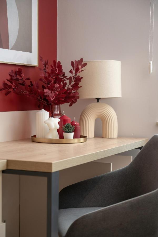Trendy Studios With Home Office Near Wroclaw Main Station By Noclegi Renters エクステリア 写真