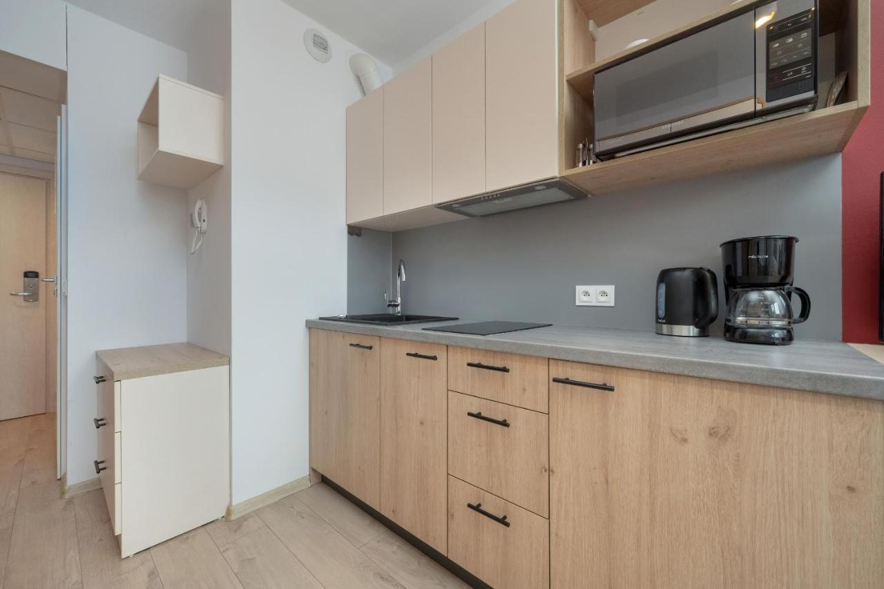 Trendy Studios With Home Office Near Wroclaw Main Station By Noclegi Renters エクステリア 写真