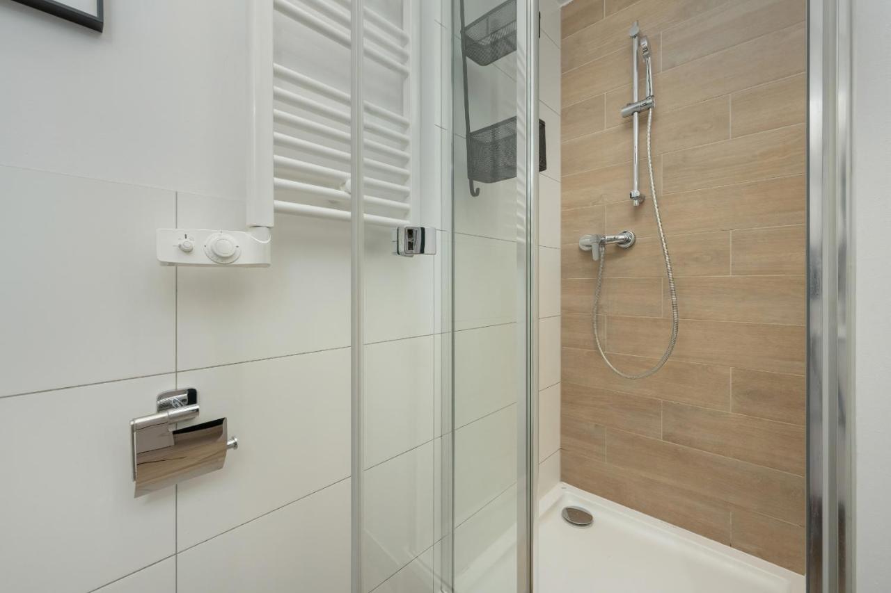 Trendy Studios With Home Office Near Wroclaw Main Station By Noclegi Renters エクステリア 写真